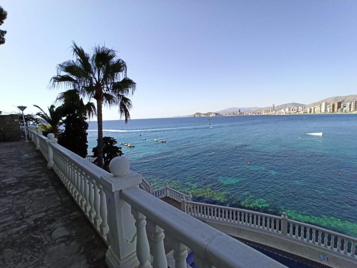 Estudio Primera Linea Con Acceso Privado Al Mar Benidorm Exterior photo